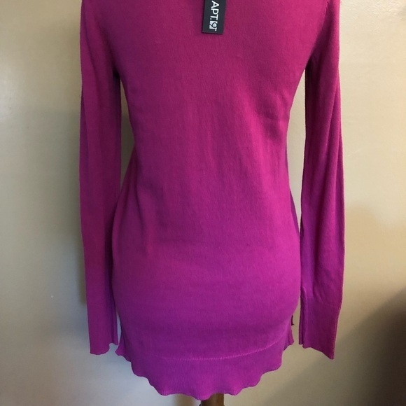 Pink V-neck Sweater by Apt.9 NWT - Picture 10 of 10